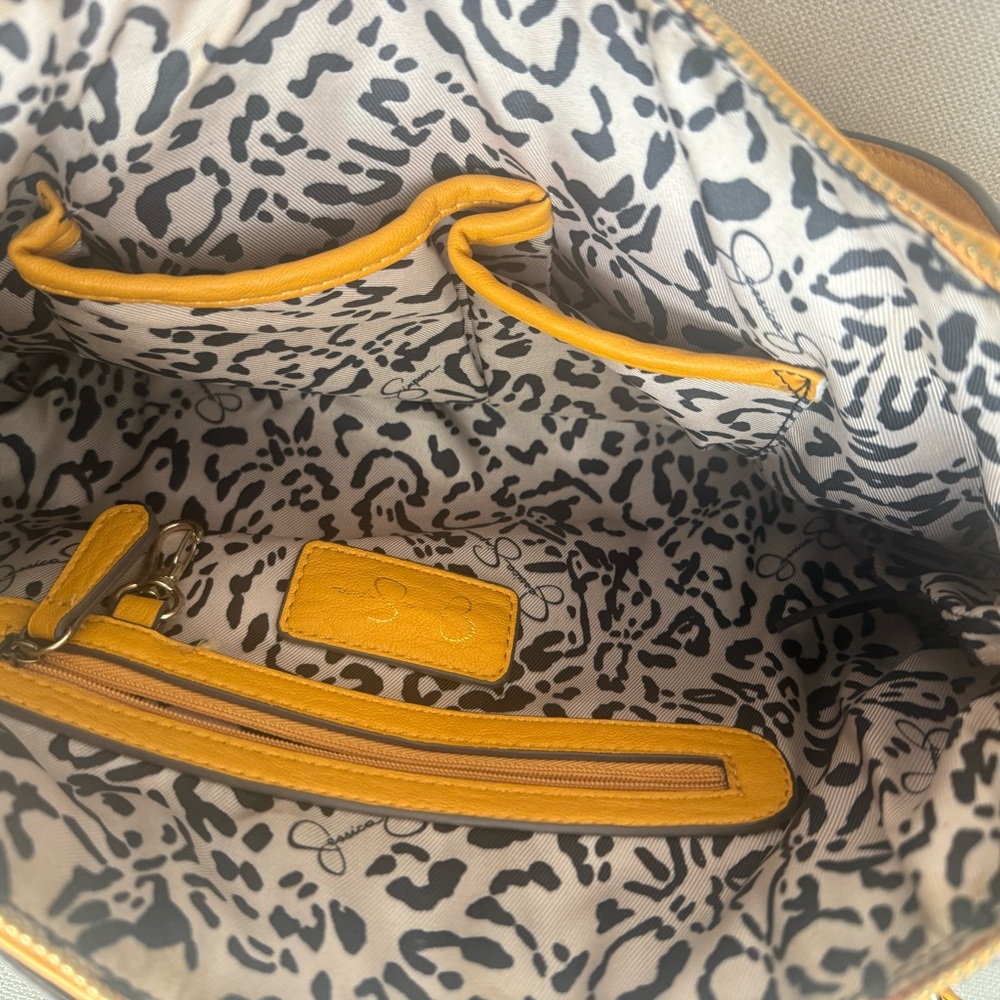 Jessica Simpson Mustard Handbag - Picture 8 of 8